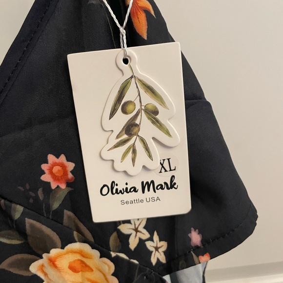 NWT Olivia Mark sundress with cutout sides and adjustable straps! Size XL - Picture 4 of 4